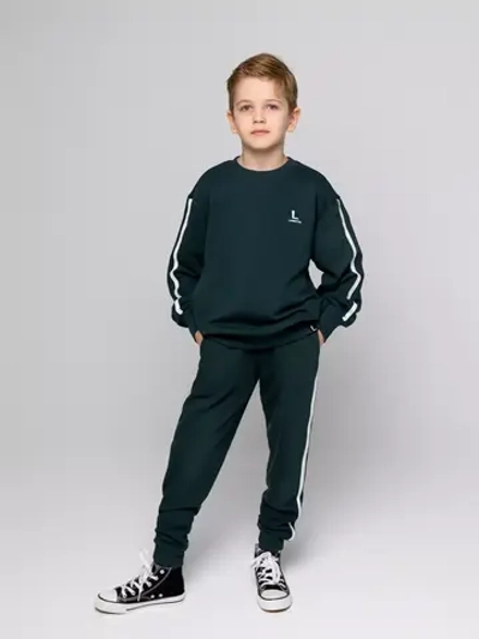 Спортивный костюм для мальчика в школу