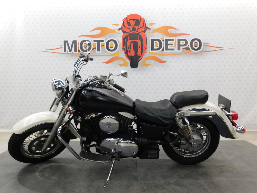 Kawasaki Vulcan 1500 Classic 040744