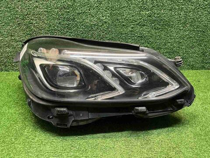 Фара правая Mercedes E W212 (2013-2016) LED
