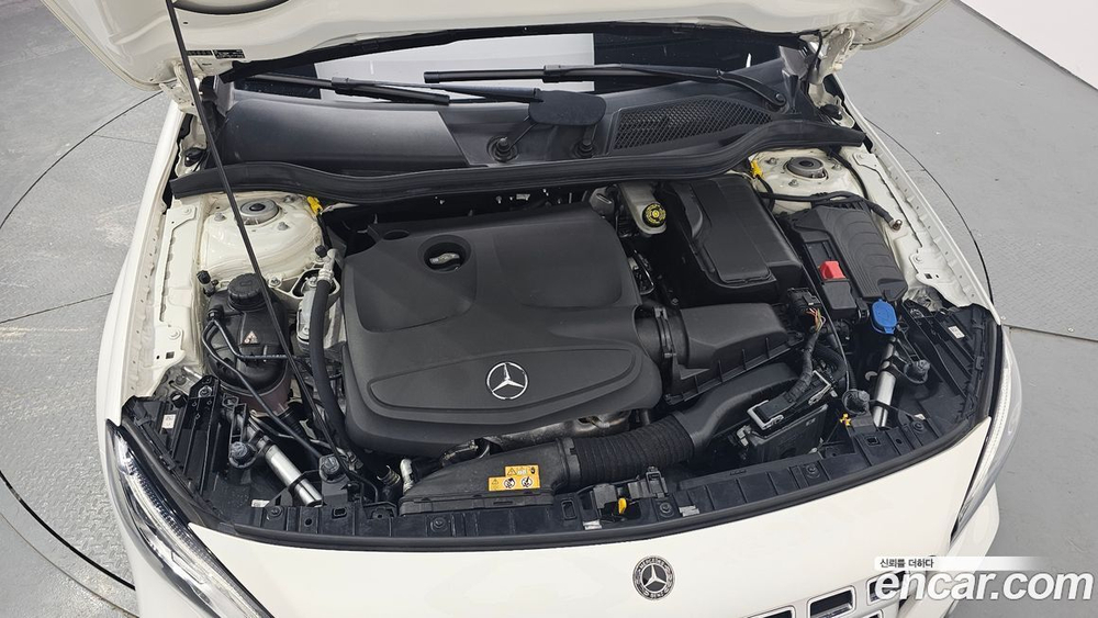 Mercedes-Benz GLA-Class X156 GLA220 Premium (08.2019)