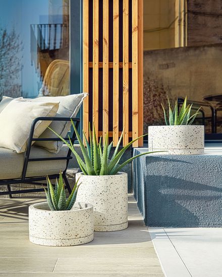 Кресло Mareluz из черной стали La Forma Испания