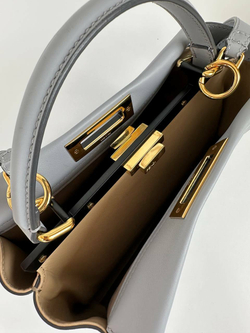 Сумка Fendi Peekaboo medium