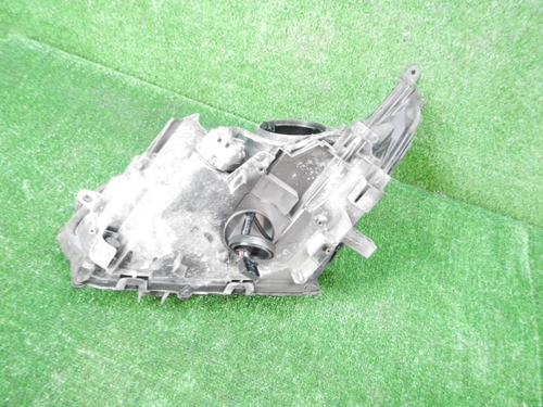 Фара правая Lexus NX (2014-2017) LED