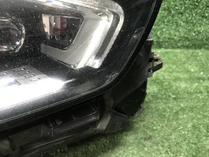 Фара правая Mercedes S W223 (20-нв) Digital Light