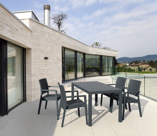 Кресло пластиковое плетеное Ibiza черное