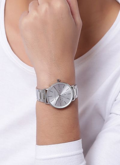 Женские часы Armani Exchange AX5551