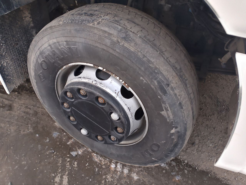 КамАЗ 5490 4x2 Седельный тягач 5490-0000802-5P (Газовый, 11,6 л, 389 л.с., АТ)