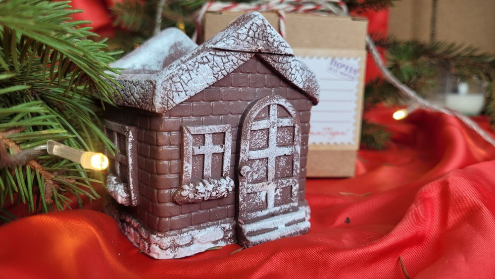 Ароматическая свеча Пряничный домик