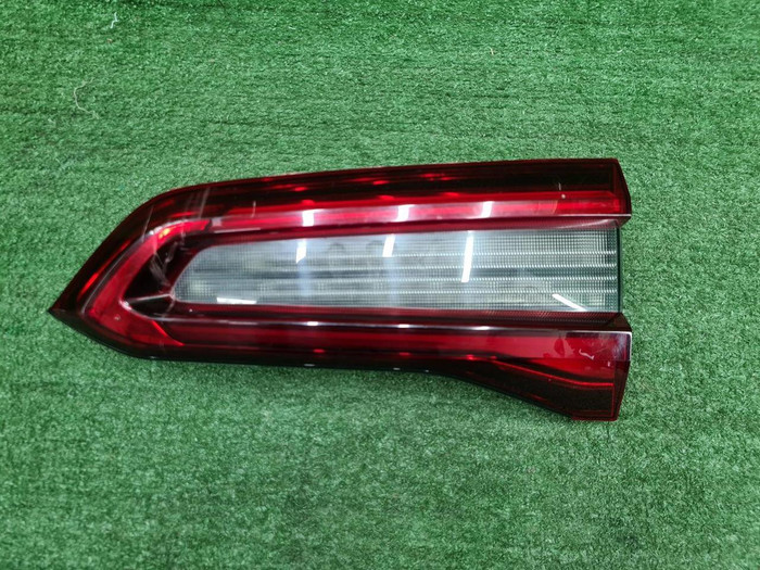 Фонарь правый внутренний BMW X5 G05 (2018-2023)