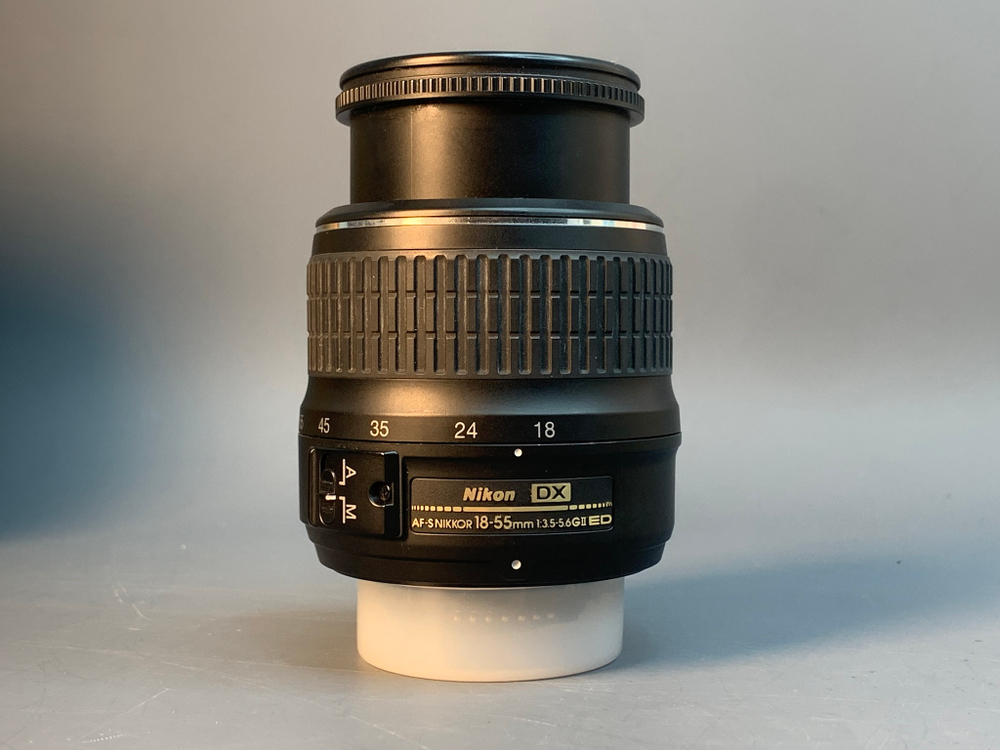 Nikon 18-55mm f/3.5-5.6G II AF-S ED DX нерабочий