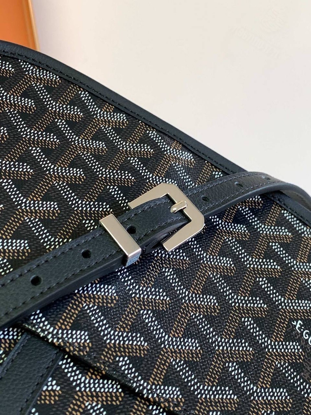 Мессенджер-Сумка через плечо Goyard