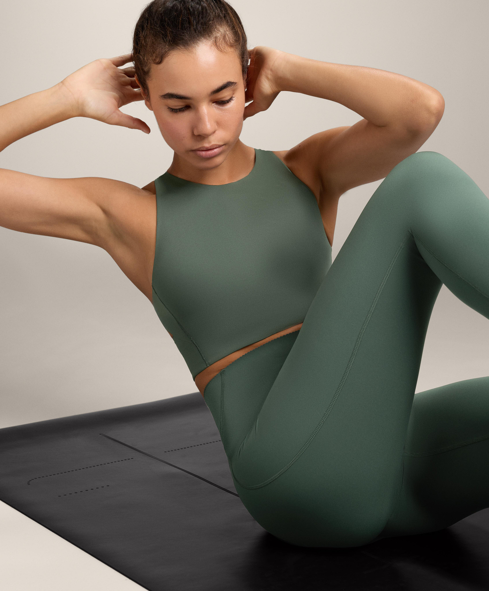 Oysho Кроп-топ с открытой спиной Light Touch, зеленый