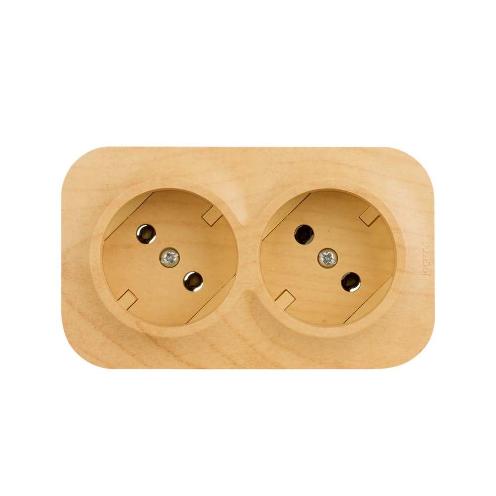 Розеточный блок двойной без заземления без шторок IP20 16А 250В дерево Quteo Legrand