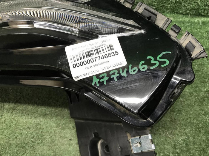 ДХО левый Zeekr 001 (2021-н.в.) LED