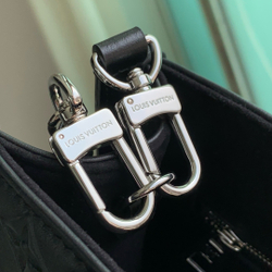 Louis Vuitton Onthego PM