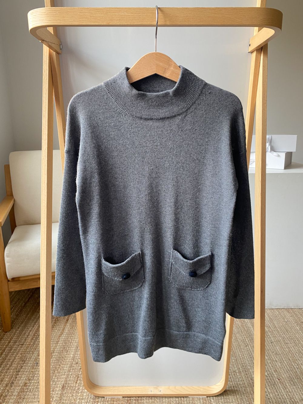 Новое шерстяное платье Dolce&Gabbana, 110