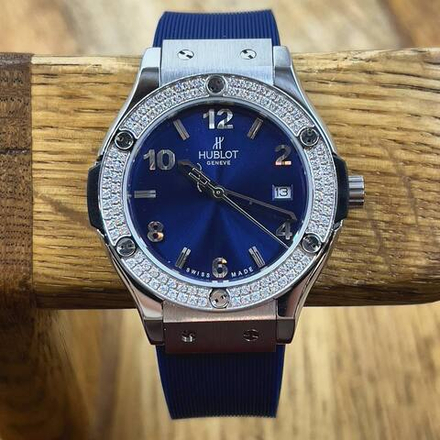 Часы Hublot