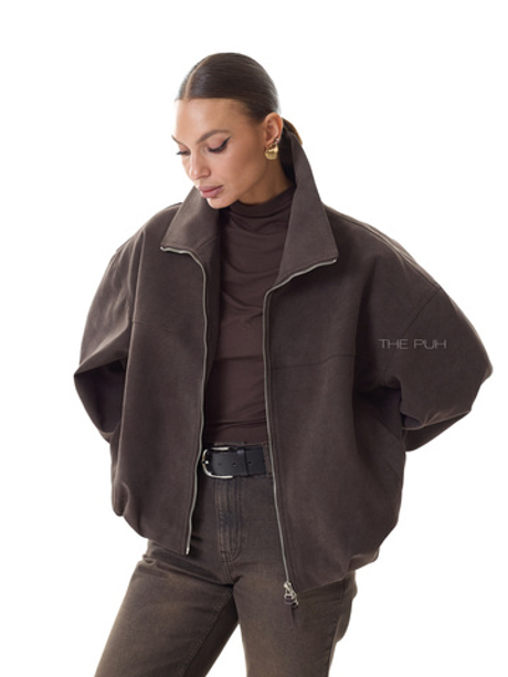 Объемная куртка шоколадного цвета из замши