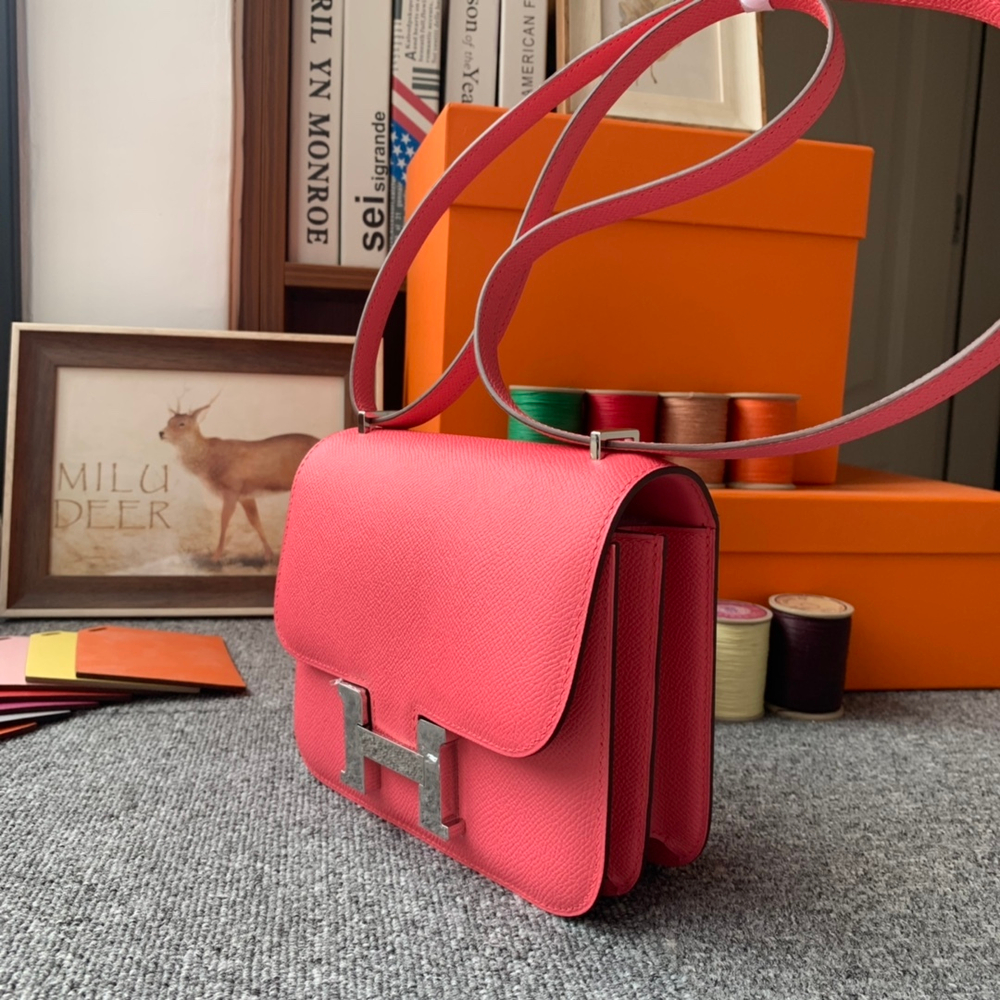 Hermes Constance 18