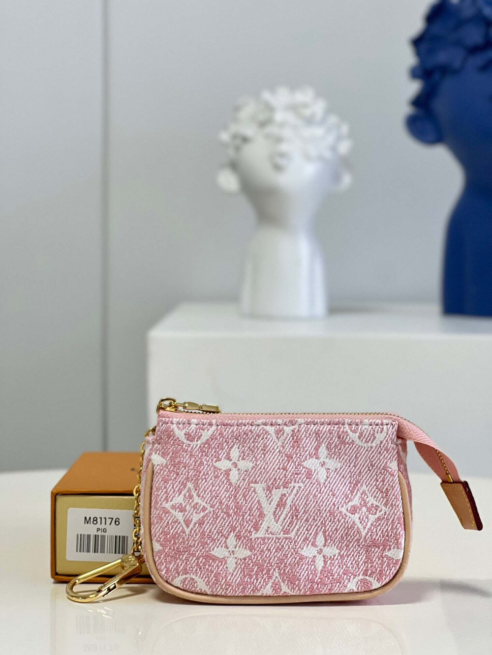 Louis Vuitton Micro Pochette Accessoires