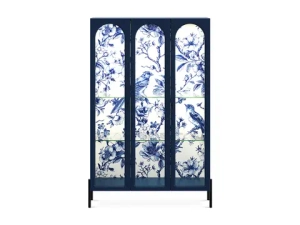 Витрина 3-х дверная Banksy