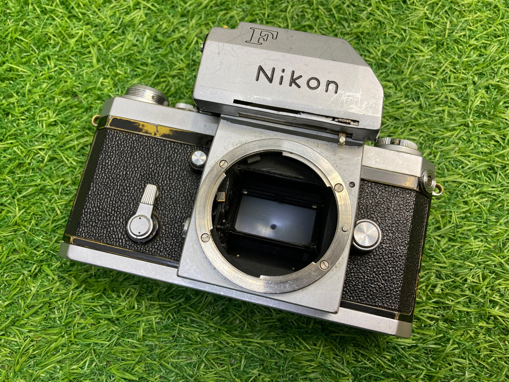 Nikon F