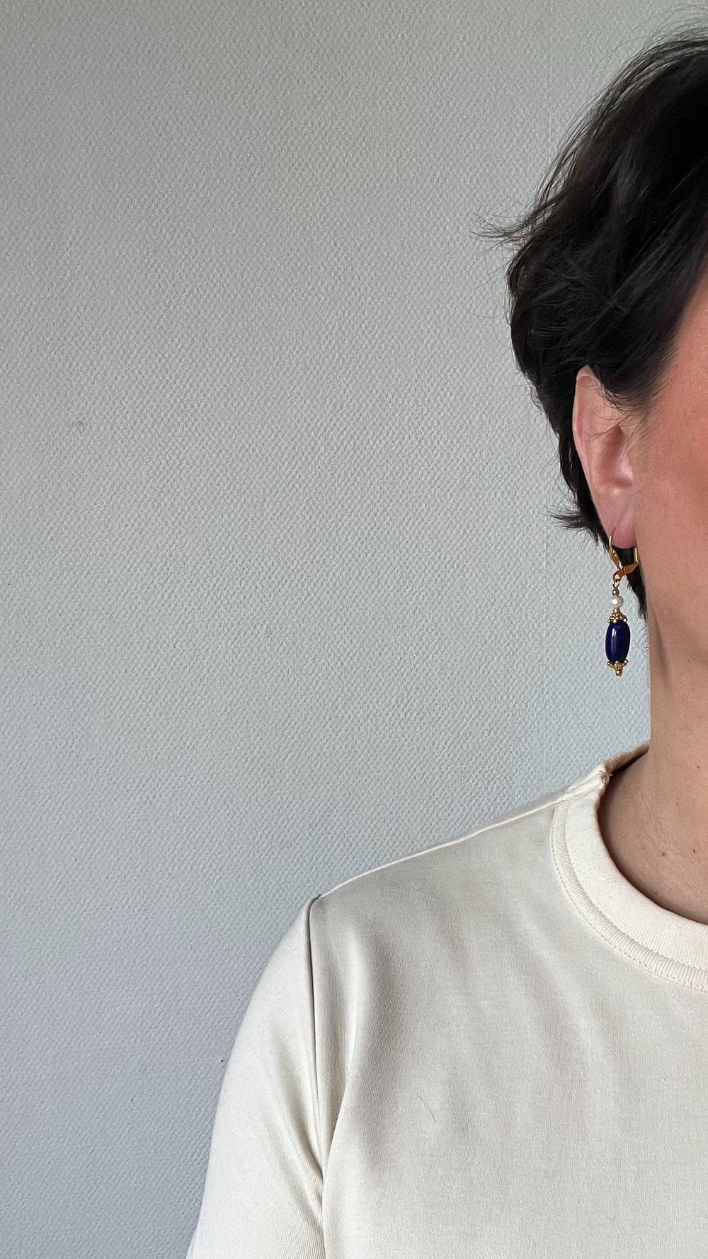 Серьги с синими подвесками