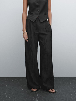 Massimo Dutti Брюки из высокотехнологичной ткани с защипами, черный