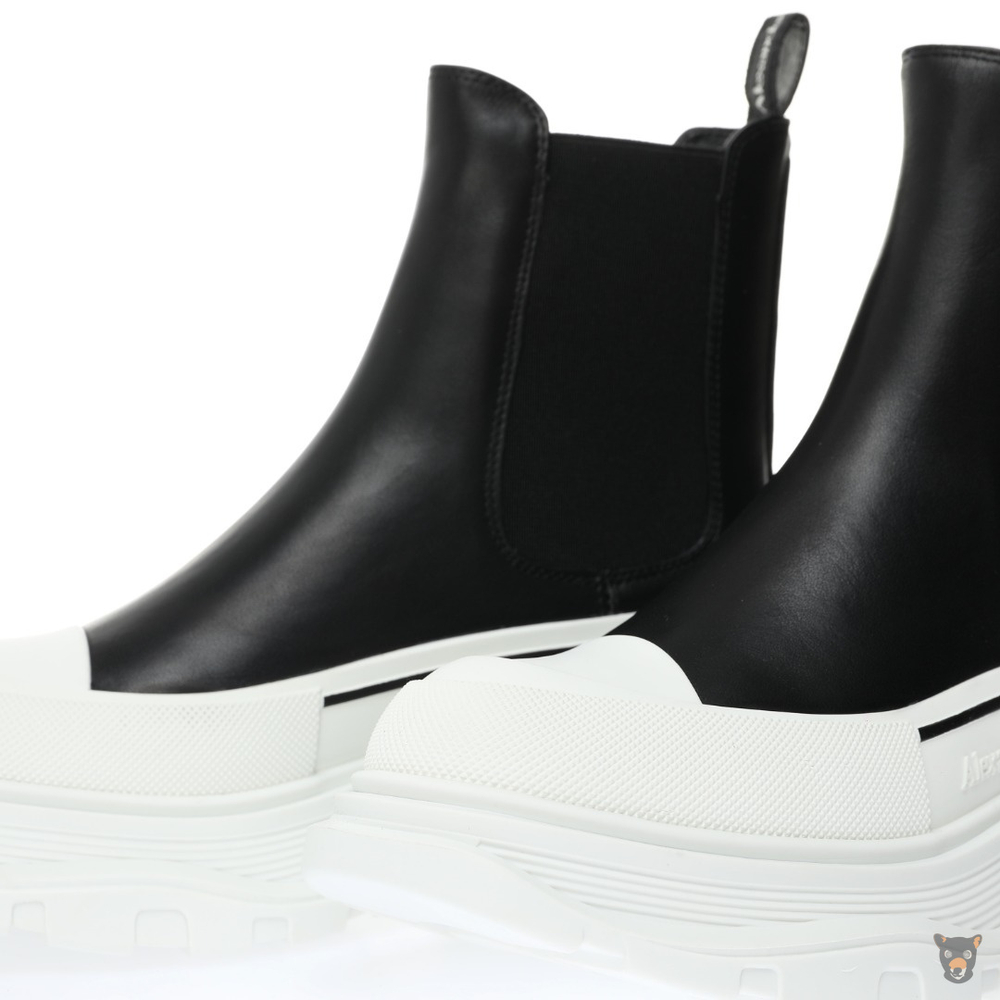 Ботинки Alexander McQueen "Chunky Tread Slick Mid Boots"