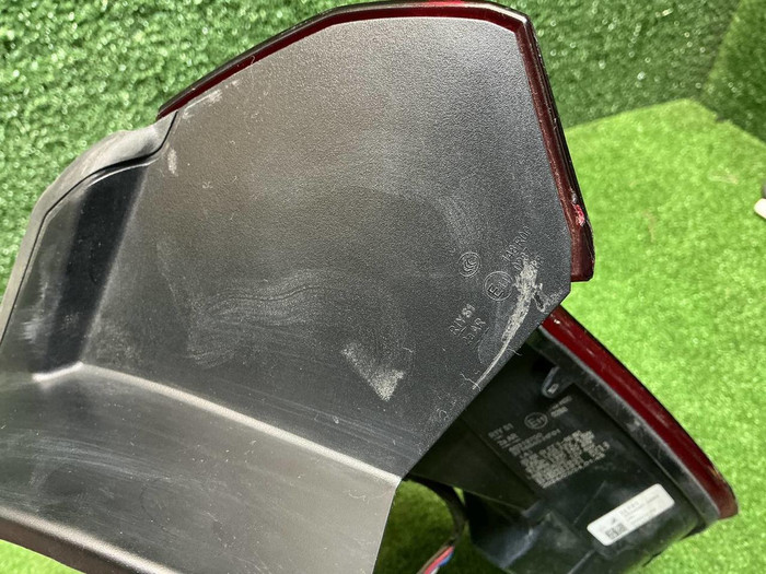 Фонарь правый внешний Hongqi H5 2 (2022-н.в.)