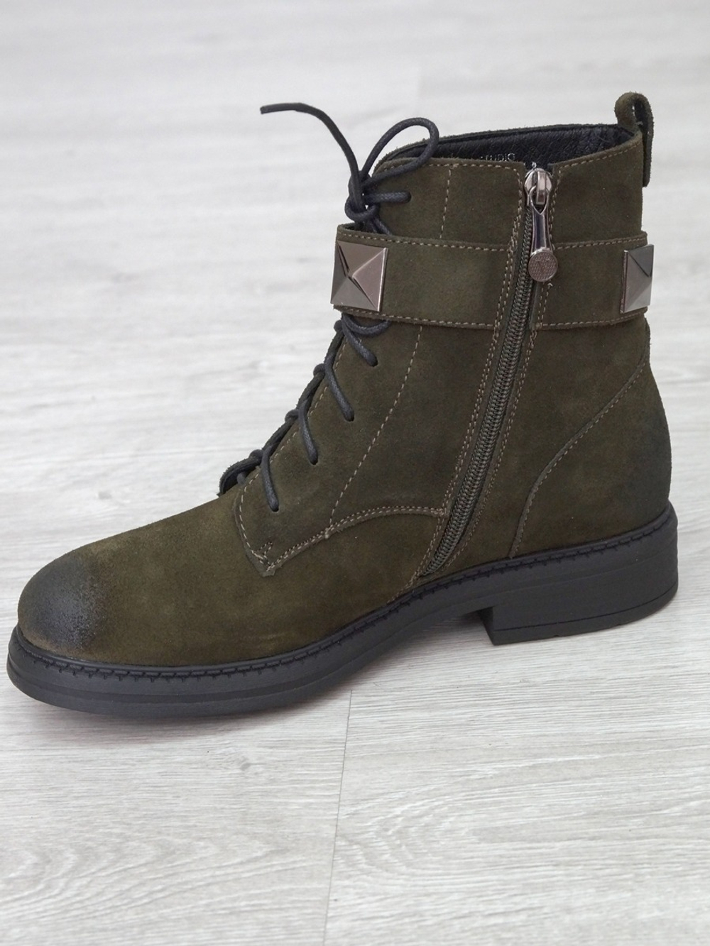 Ботинки женские зимние