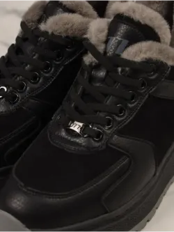 Кроссовки зимние