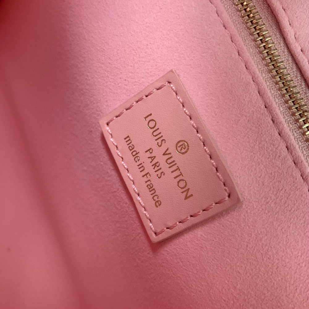 Louis Vuitton OnTheGo PM