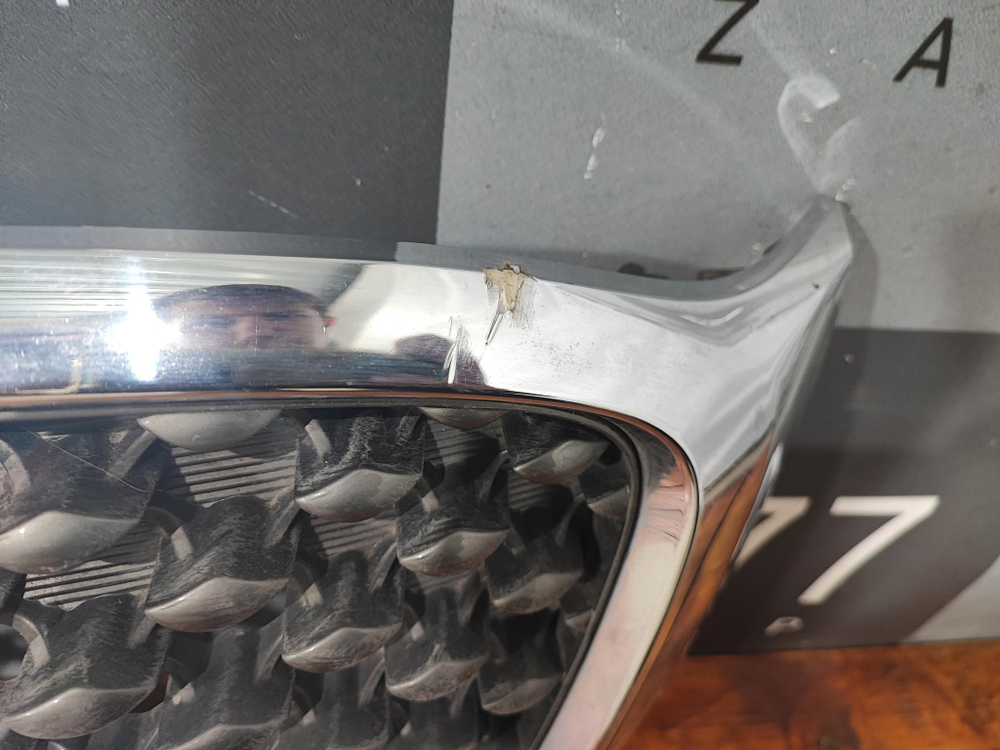 Решетка радиатора Kia Sorento 3 Prime (UM)  Б/У Оригинал 86352C5020