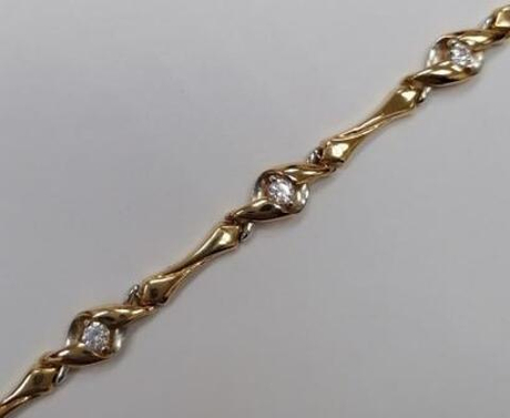 Браслет из золота с фианитами