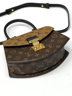 Сумка Louis Vuitton Tilsitt