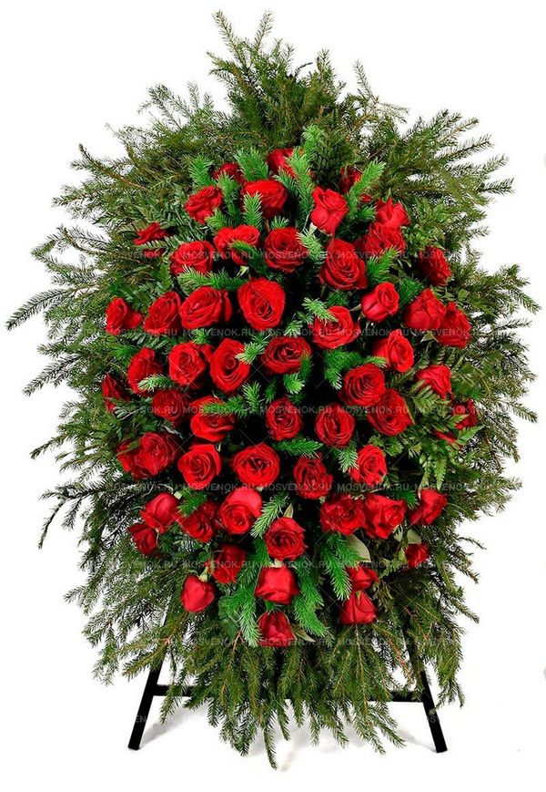 Траурный венок из живых цветов №8