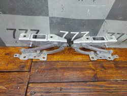 Петли капота комплект Geely Monjaro 21-нв Б/У Оригинал 5032064800C15