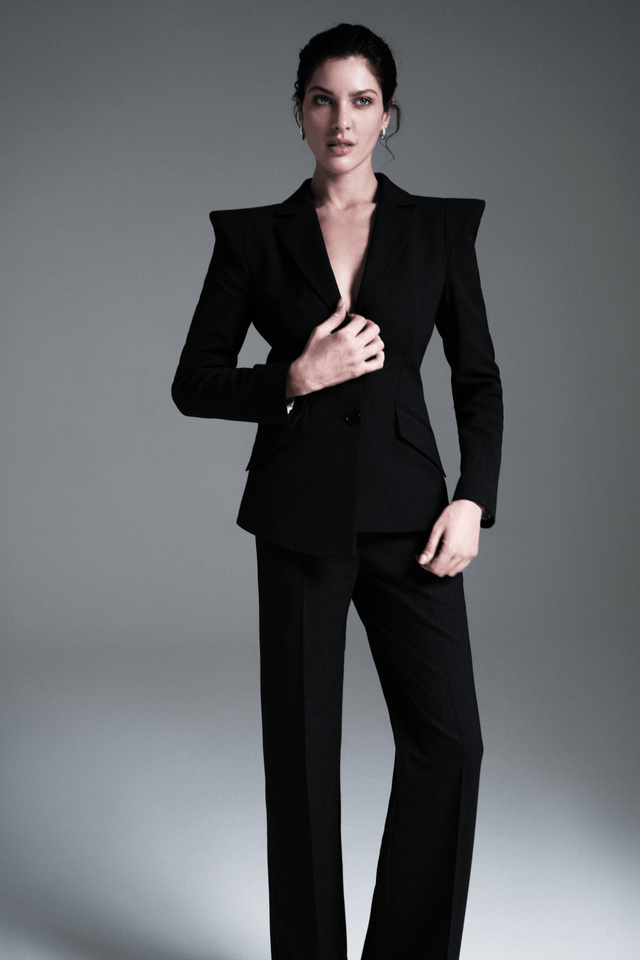Жакет с акцентными плечами