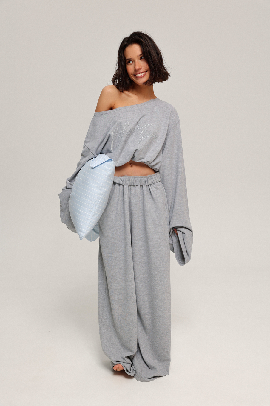 Лонгслив из пике укороченный