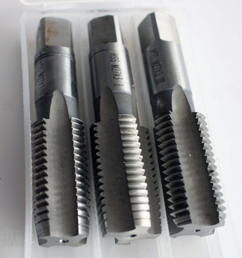 Метчик компл. DIN-352/3 М27 HSS