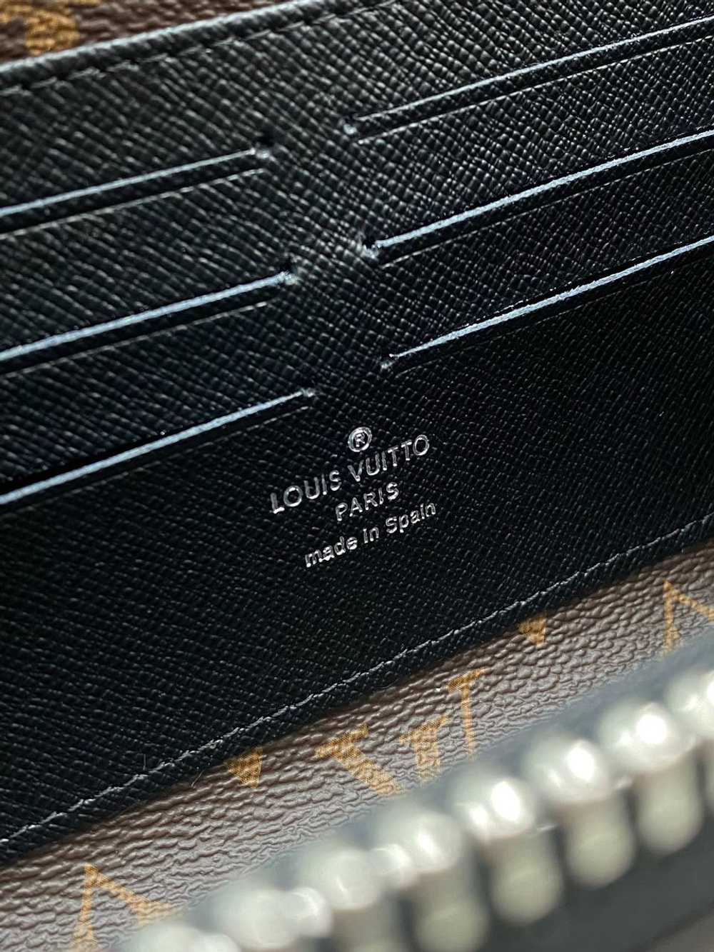 Кошелек Louis Vuitton