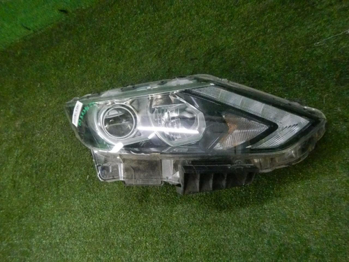 Битая Фара правая Nissan Qashqai J11 (2013-2019) галоген