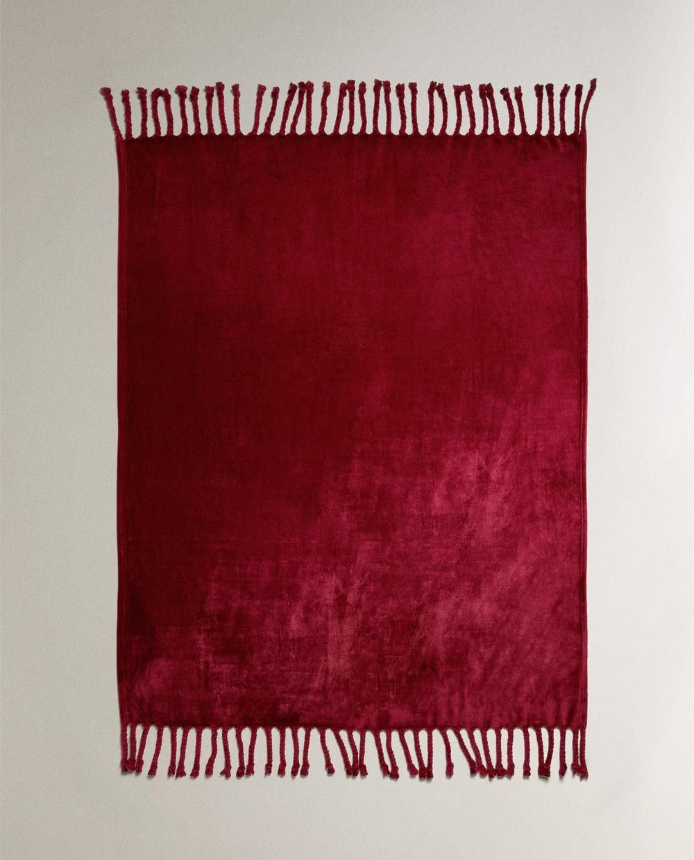 Zara Home - Флисовый плед с бахромой, красный, 140x190 см