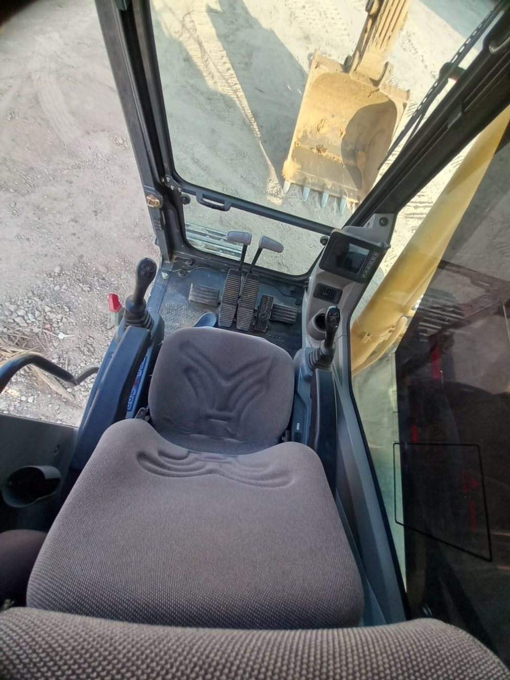 XGMA XG825* Экскаватор XG825EL (Дизельный, 5.9 л, 180 л.с. АТ)