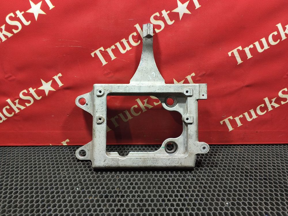 Кронштейн блока управления ECU 2022г.