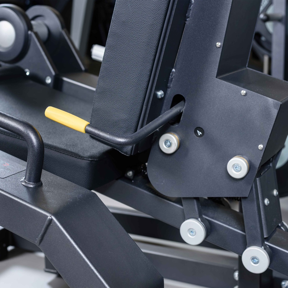 D960 Разгибание ног сидя, рычаги серые