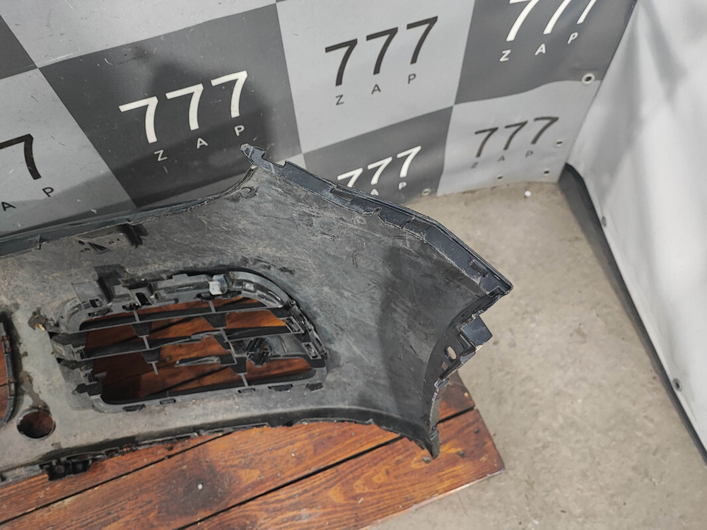 Бампер передний Volkswagen Touareg 2 10-14 Б/У Оригинал 7P6807221B