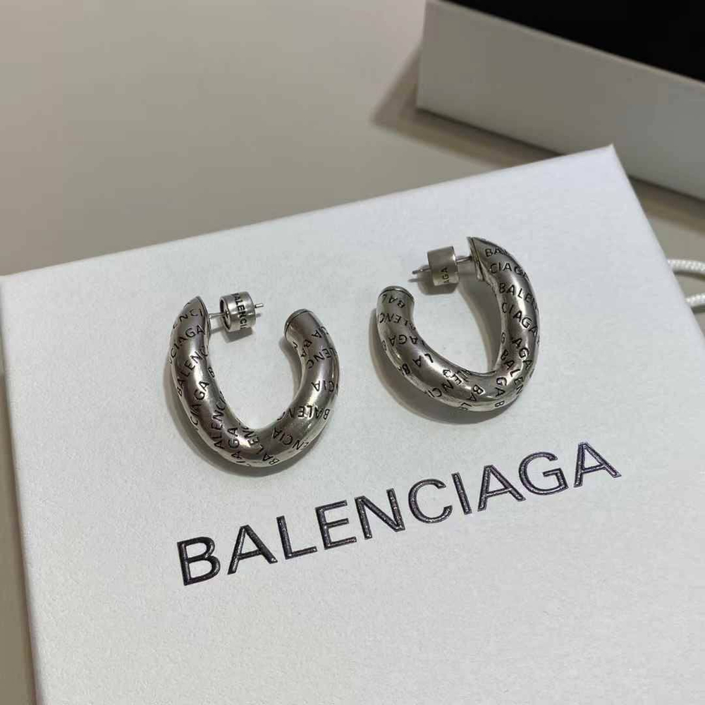 Серьги Balenciaga