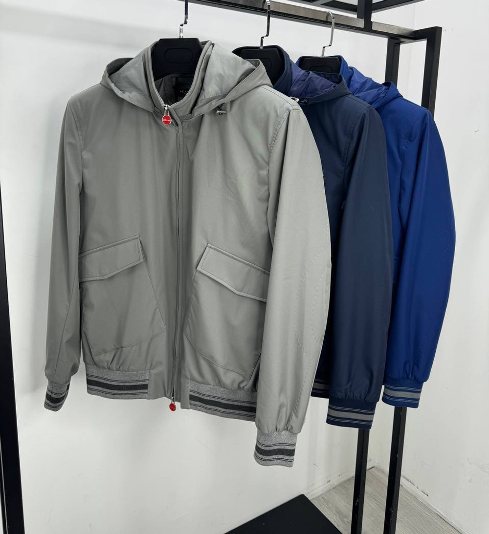 Ветровка Kiton